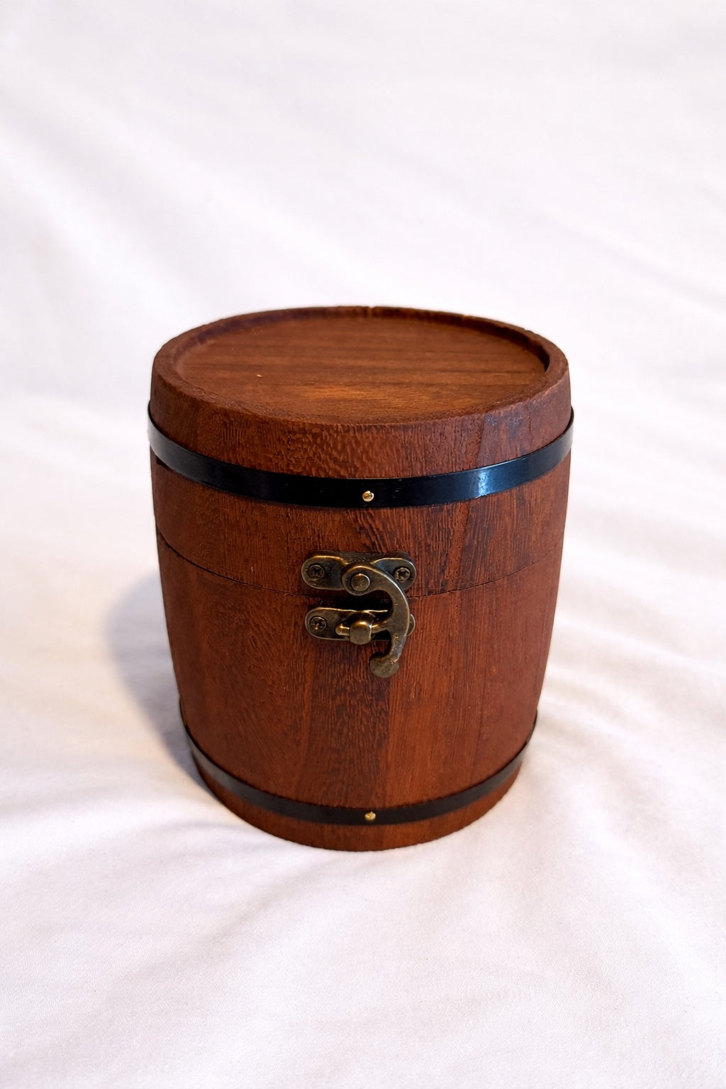 Wooden presentation box for 1965 vintage whisky glass