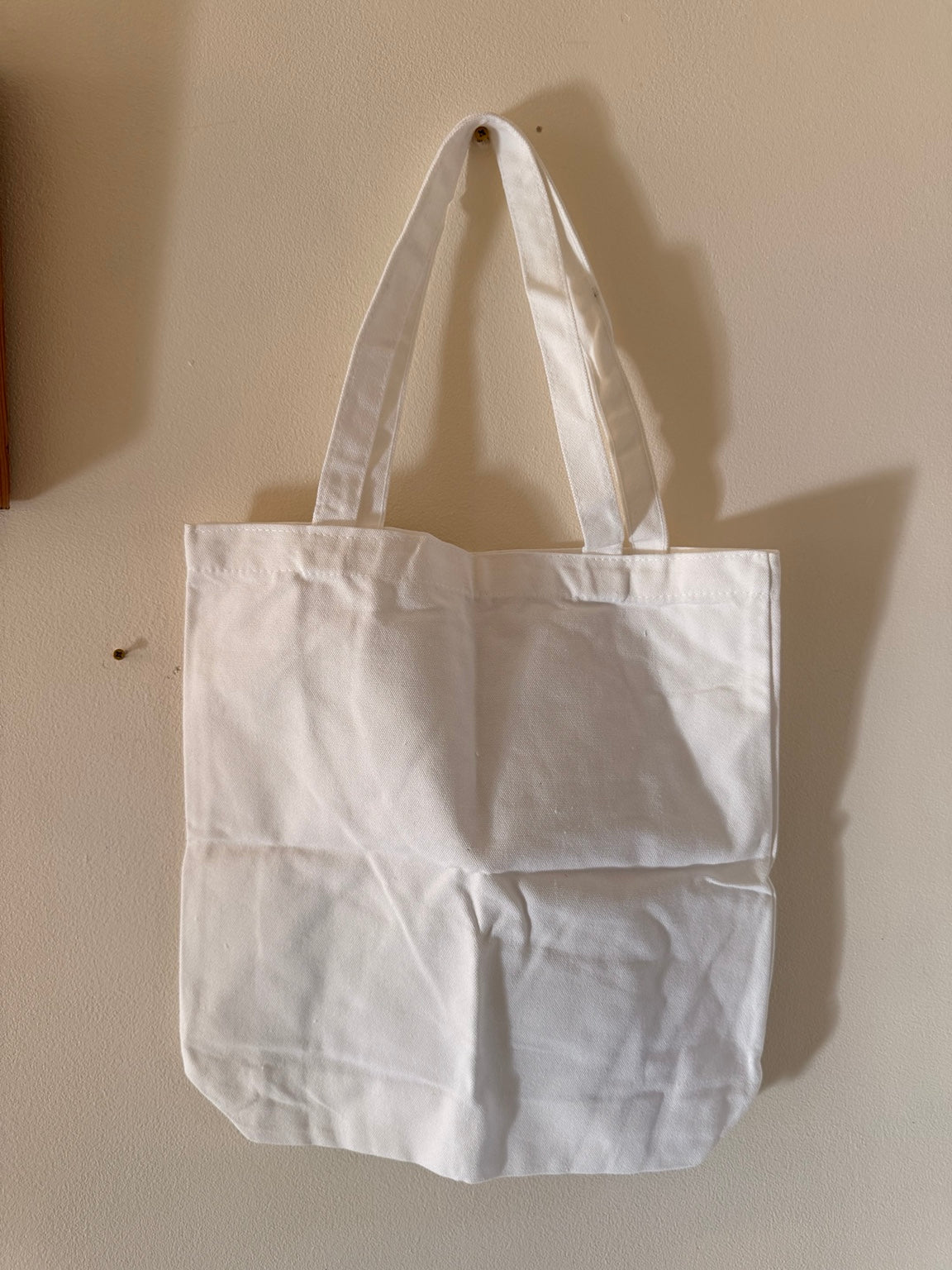 Halloween horror movie tote bag back
